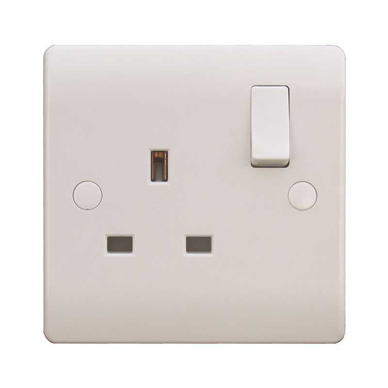 1 Gang 13A White Switched Socket